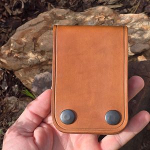 TABATETTE EN CUIR, fait à la main avec possibilité de monogramme