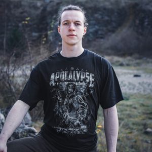 PREPPER - APOCALYPSE IS COMING, T-SHIRT B&W - T-SHIRTS PAÏENS{% if kategorie.adresa_nazvy[0] != zbozi.kategorie.nazev %} - T-SHIRTS, BOOTS - ROCK MUSIC{% endif %}