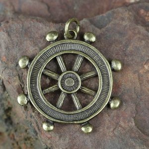 STEERING WHEEL, MASSIVE ZINC PENDANT, ANTIQUE BRASS - ALL PENDANTS, OUR PRODUCTION{% if kategorie.adresa_nazvy[0] != zbozi.kategorie.nazev %} - JEWELLERY - BRONZE, ZINC{% endif %}