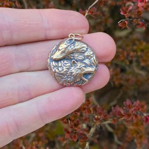 Médaillon de loup Geri et Freki, pendentif en bronze