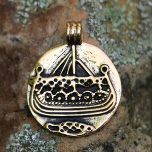 VIKING SHIP, PENDANT, BRONZE - JEWELLERY - BRONZE, ZINC{% if kategorie.adresa_nazvy[0] != zbozi.kategorie.nazev %} - JEWELLERY - BRONZE, ZINC{% endif %}