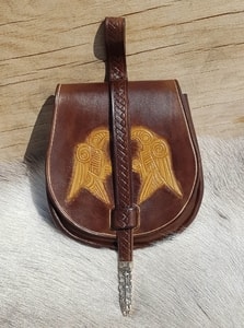 HUGINN AND MUNINN EARLY MEDIEVAL LEATHER BAG - BAGS, SPORRANS{% if kategorie.adresa_nazvy[0] != zbozi.kategorie.nazev %} - LEATHER PRODUCTS{% endif %}