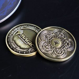 MAGIC THE GATHERING COLLECTABLE COIN LIMITED EDITION - MAGIC THE GATHERING{% if kategorie.adresa_nazvy[0] != zbozi.kategorie.nazev %} - LIZENZIERTE PRODUKTE - FILME, SPIELE{% endif %}