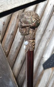 SKULL WITH GEMS - WALKING STICK - WALKING CANES{% if kategorie.adresa_nazvy[0] != zbozi.kategorie.nazev %} - WOOD{% endif %}