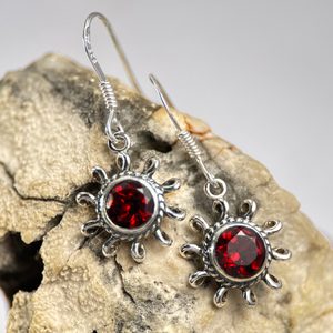 VALENTINA, silver earrings, garnet, Ag 925/1000