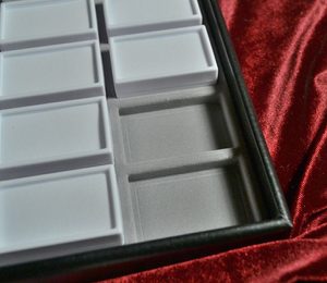 ACRYLIC GEM DISPLAY plus 18 BOXES