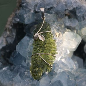 KALINA, MOLDAVITE, silver pendant Ag 925