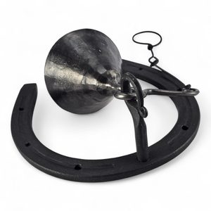 Cloche de ferme forgée en fer à cheval