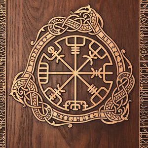 VEGVÍSIR WALL DECORATION PLAQUETTE 45 X 65 CM - WOODEN STATUES, PLAQUES, BOXES{% if kategorie.adresa_nazvy[0] != zbozi.kategorie.nazev %} - WOOD{% endif %}