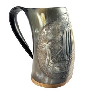 Drakkar, Viking ship, horn cup