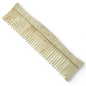 Viking comb