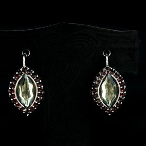ACAIA, silver earrings, moldavite, garnet