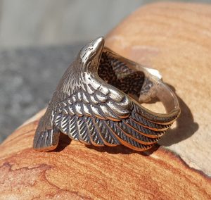 CORVUS, RAVEN, BRONZE RING - RINGS - BRONZE{% if kategorie.adresa_nazvy[0] != zbozi.kategorie.nazev %} - JEWELLERY - BRONZE, ZINC{% endif %}