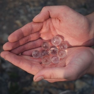 QUARTZ CRYSTAL SPHERE, SMALL - DECORATIVE MINERALS AND ROCKS{% if kategorie.adresa_nazvy[0] != zbozi.kategorie.nazev %} - MOLDAVITES, MINERALS, FOSSILS{% endif %}