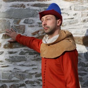 Mittelalterliche Haube mit Leinenfutter, 14. Jahrhundert