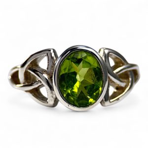 CELTIC KNOT, silver ring, peridot Ag 925/1000