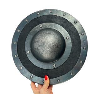 Fist shield, metal edge