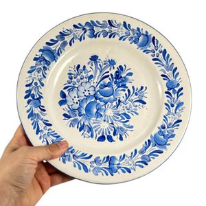 Hand-painted Czech ceramics