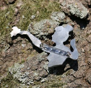 WOMAN WITH FLOWERS, ART NOUVEAU BROOCH, TIN - COSTUME JEWELLERY{% if kategorie.adresa_nazvy[0] != zbozi.kategorie.nazev %} - JEWELLERY - BRONZE, ZINC{% endif %}