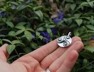 TRISQUE CELTIQUE, pendentif en argent