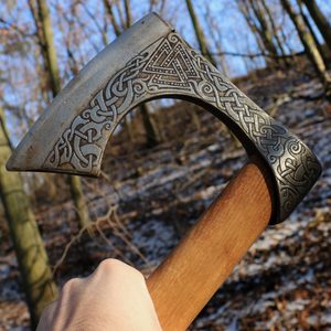 VALKNUT ETCHED VIKING AXE - AXES, POLEWEAPONS{% if kategorie.adresa_nazvy[0] != zbozi.kategorie.nazev %} - WEAPONS - SWORDS, AXES, KNIVES{% endif %}