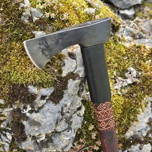 VALASKA - Cicmany, hache forgée traditionnelle