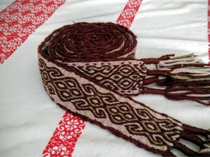 SLAVIC / VIKING WOOL TABLET WEAVING, BELT 4,3 X 185 CM - DECORATIVE TEXTILE BELTS{% if kategorie.adresa_nazvy[0] != zbozi.kategorie.nazev %} - SHOES, COSTUMES{% endif %}