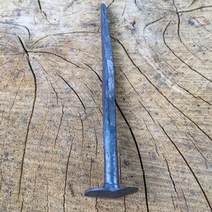 HAND FORGED NAIL - GEHÄMMERTE PRODUKTE{% if kategorie.adresa_nazvy[0] != zbozi.kategorie.nazev %} - SCHMIEDEARBEITEN, MINTAGE{% endif %}