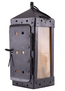 Medieval outdoor lantern with horn windows