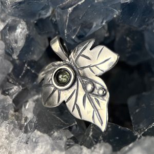 Blatt - IVY, Anhänger Silber 925 Moldavit