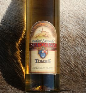 TRADITIONELLE SLOWAKISCHE MET, TOMKA, 0,5 L - MET{% if kategorie.adresa_nazvy[0] != zbozi.kategorie.nazev %} - MET, WEIN{% endif %}