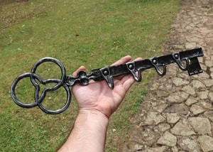 Clé, porte-serviette forgé