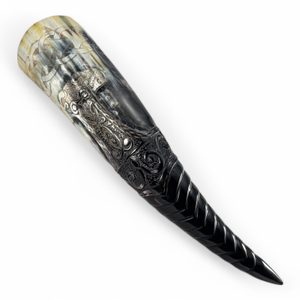 Mjöllnir, decorated Viking horn