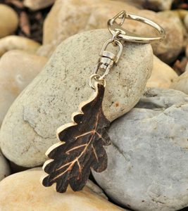 CARVED OAK LEAF KEYCHAIN, antler