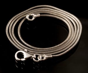 SNAKE, MASSIVE STERLING SILVER CHAIN - CORDS, BOXES, CHAINS{% if kategorie.adresa_nazvy[0] != zbozi.kategorie.nazev %} - JEWELLERY - BRONZE, ZINC{% endif %}