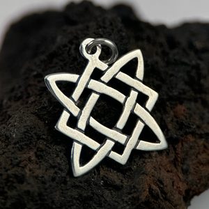 étoile de Svarog, pendentif en argent