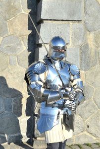GOTHISCHE POLIERTE WAFFE, Halbpanzer