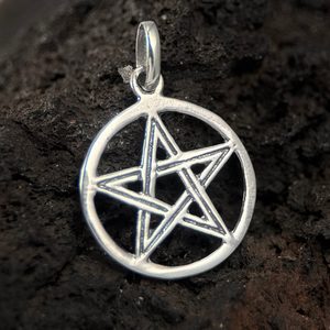 PENTAGRAM - small silver pendant
