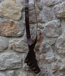 RAPIER SWORD HANGER, LEATHER - ENTRETIEN, FOURREAUX{% if kategorie.adresa_nazvy[0] != zbozi.kategorie.nazev %} - ARMURERIE: LES ARMES{% endif %}