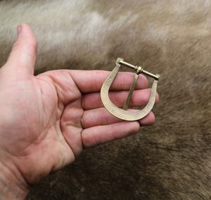 MEDIEVAL BELT BUCKLE Zinc ant. brass 25 mm