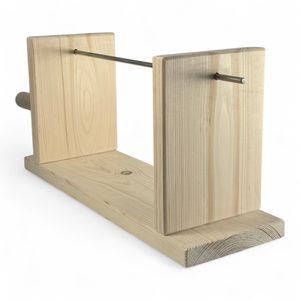 Ring-making machine for chainmail