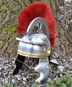 ROMAN HELMET WITH RED PLUME - ROMAN AND CELTIC HELMETS{% if kategorie.adresa_nazvy[0] != zbozi.kategorie.nazev %} - ARMOUR HELMETS, SHIELDS{% endif %}