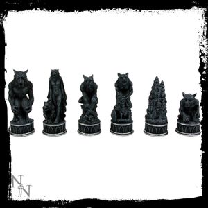 Vampire & Werewolf Chess Set