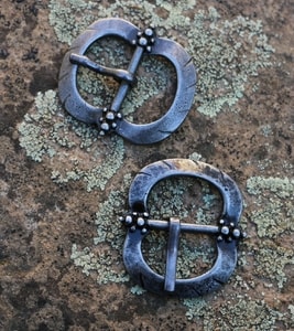 HISTORICAL BUCKLE XIII, COLOUR SILVER - BOUCLES DE CEINTURE ET RIVETS DÉCORATIFS{% if kategorie.adresa_nazvy[0] != zbozi.kategorie.nazev %} - CUIR : PRODUITS ET OUTILS{% endif %}