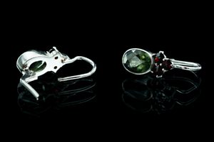 ADORA, silver earrings, moldavite, garnet