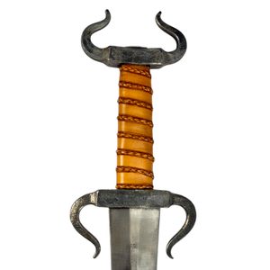 Donn Cúailnge, Celtic dagger