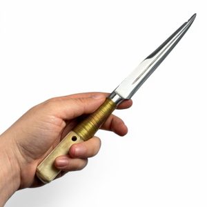 Medieval knife, France, 16th century, replica