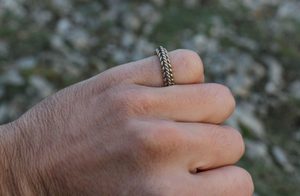 VIKING BAGUE EN BRONZE À TRICOTER - OBJETS EN BRONZE{% if kategorie.adresa_nazvy[0] != zbozi.kategorie.nazev %} - BIJOUTERIE{% endif %}