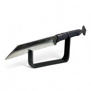 Knife or dagger holder, large