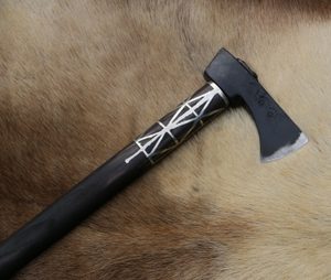 VALAŠKA / TOMAHAWK FOLDING CARPATHIAN AXE - AXT, SCHLAGWAFFEN{% if kategorie.adresa_nazvy[0] != zbozi.kategorie.nazev %} - WAFFEN{% endif %}